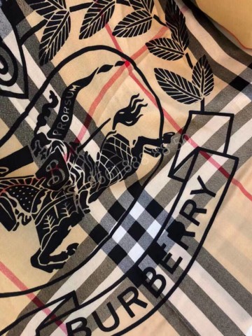 Шарф Burberry