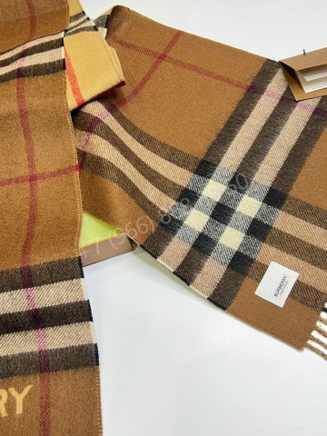Шарф Burberry