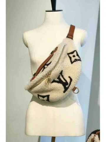Поясная сумка Louis Vuitton