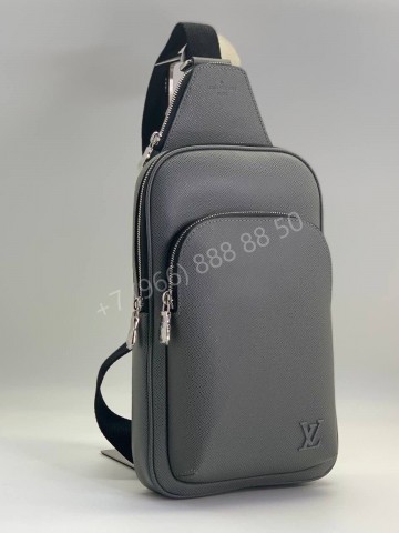 Сумка-слинг Louis Vuitton
