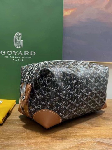 Косметичка Goyard