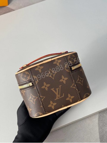 Косметичка Louis Vuitton
