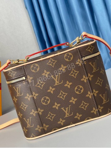 Косметичка Louis Vuitton