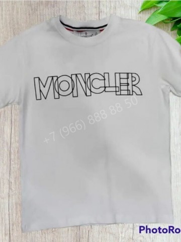 Футболка Moncler