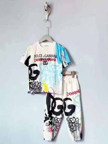 Костюм Dolce&Gabbana