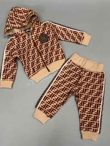 Костюм Fendi