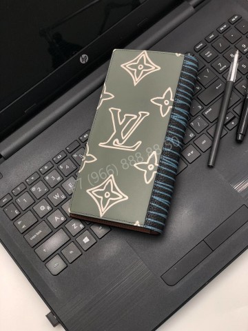 Кошелек Louis Vuitton