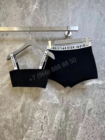Костюм Dior