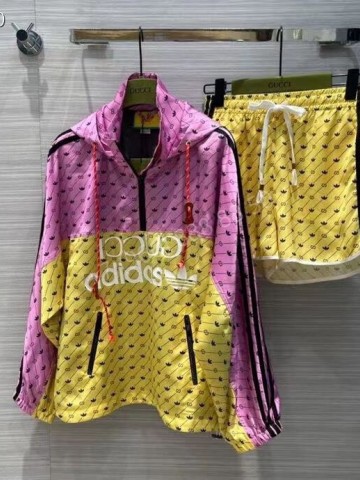 Костюм Gucci
