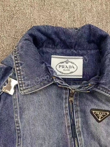 Костюм Prada
