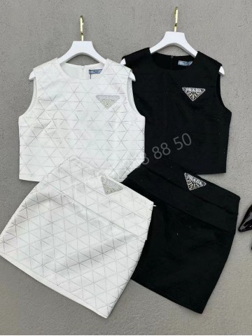 Костюм Prada