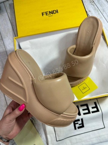 Сабо Fendi