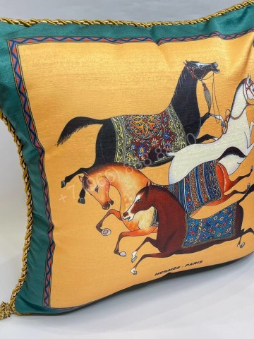 Подушка Hermes