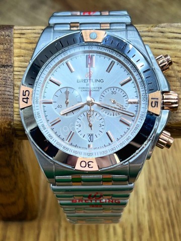 Часы Breitling