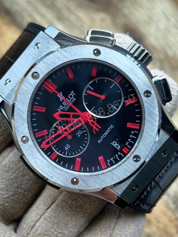 Часы Hublot
