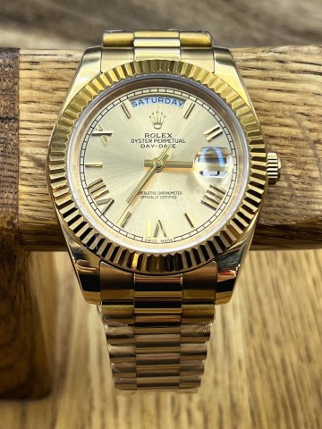 Часы Rolex