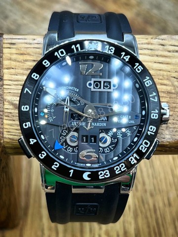 Часы Ulysse Nardin