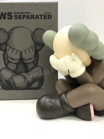 Фигурка Kaws