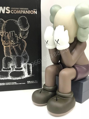 Фигурка Kaws