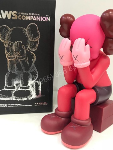 Фигурка Kaws