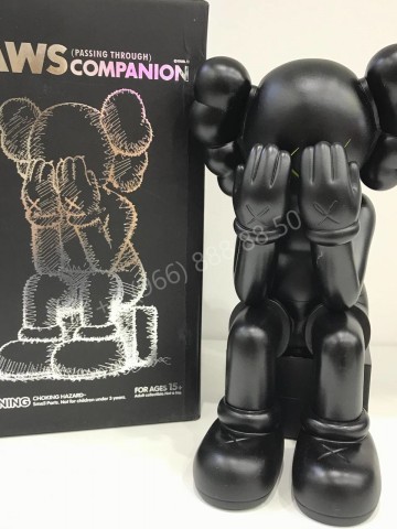 Фигурка Kaws