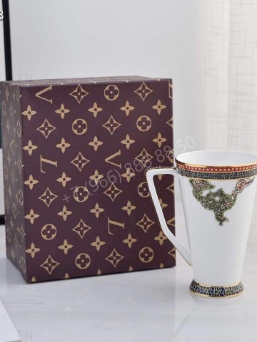 Кружка Louis Vuitton