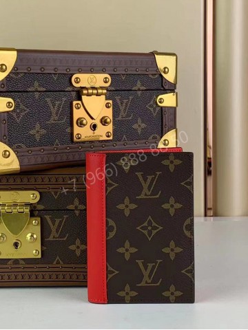 Обложка на паспорт Louis Vuitton