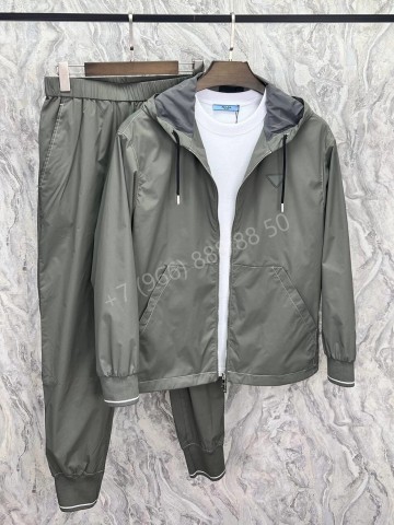 Спортивный костюм Prada